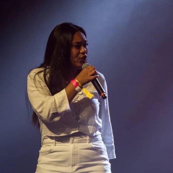 Silika Isaia