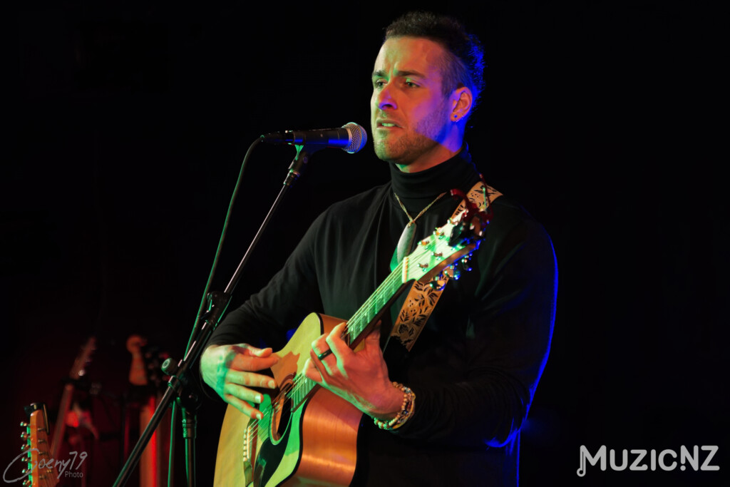 Osheen @ The Woodshed