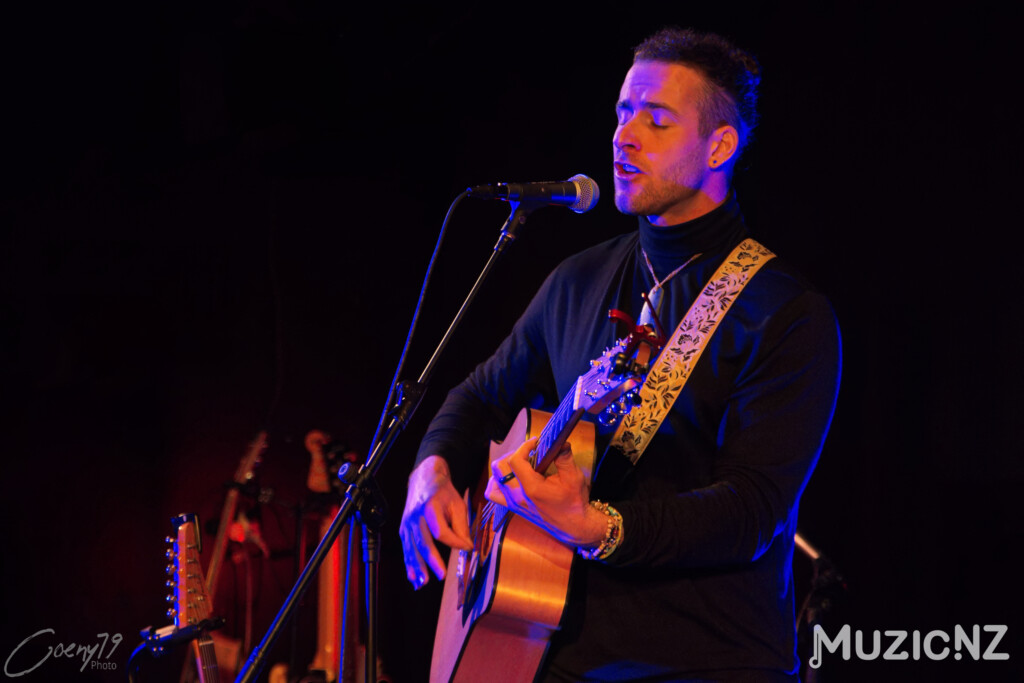 Osheen @ The Woodshed
