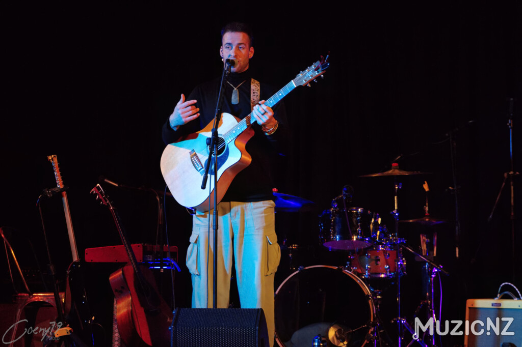Osheen @ The Woodshed