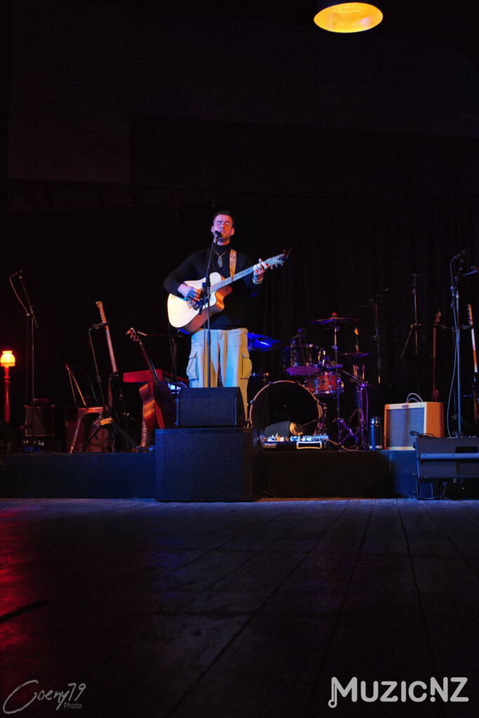 Osheen @ The Woodshed