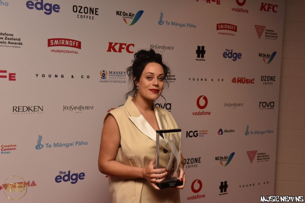 2019 Vodafone New Zealand Music Awards Winners & Presenters