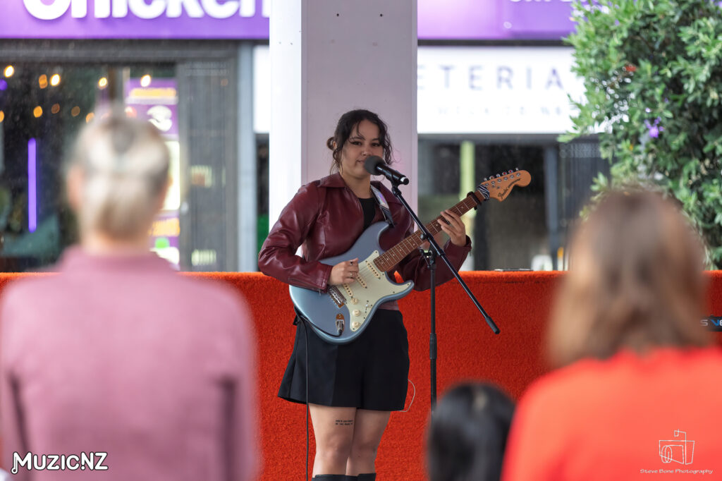 20251219 Paige @ AoteaSquare