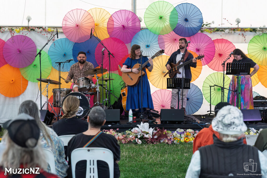 Miriam McCombe Auckland Folk Festival