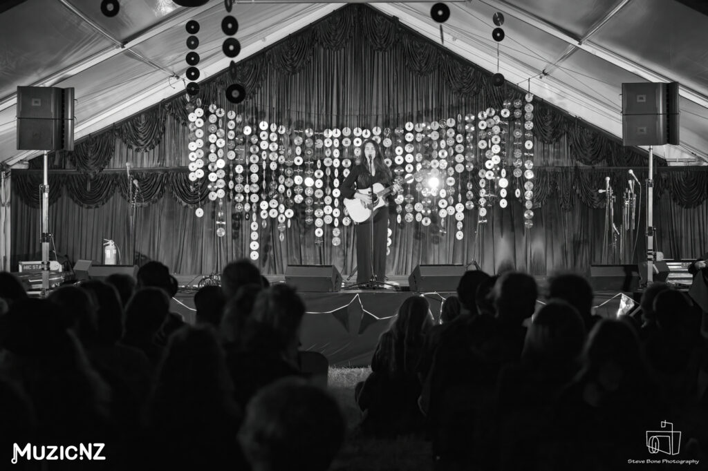 Mel Parsons Auckland Folk Festival