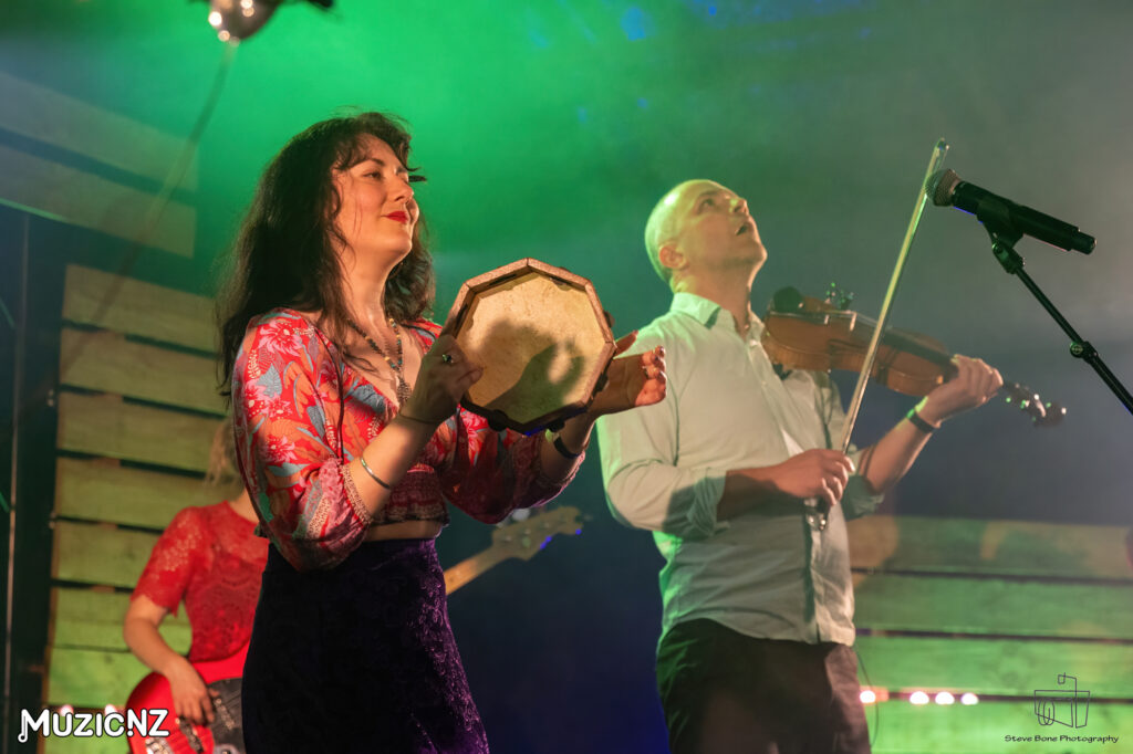 Bazurka Saturday Showcase Auckland Folk Festival