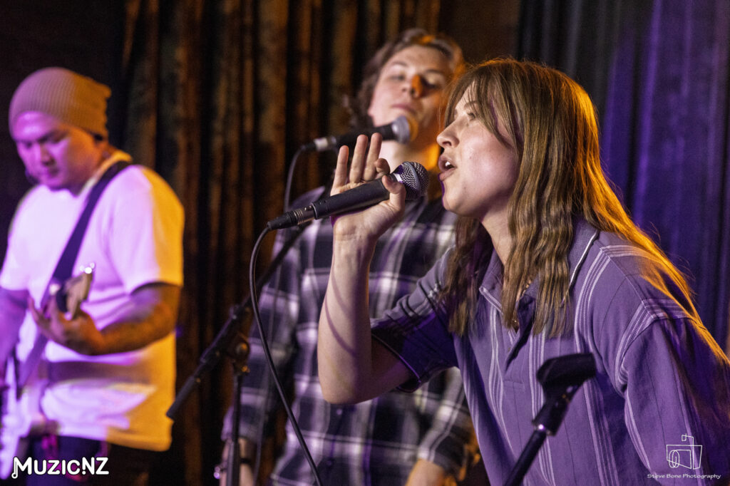 Jenni Smith @ Ponsonby Social Club