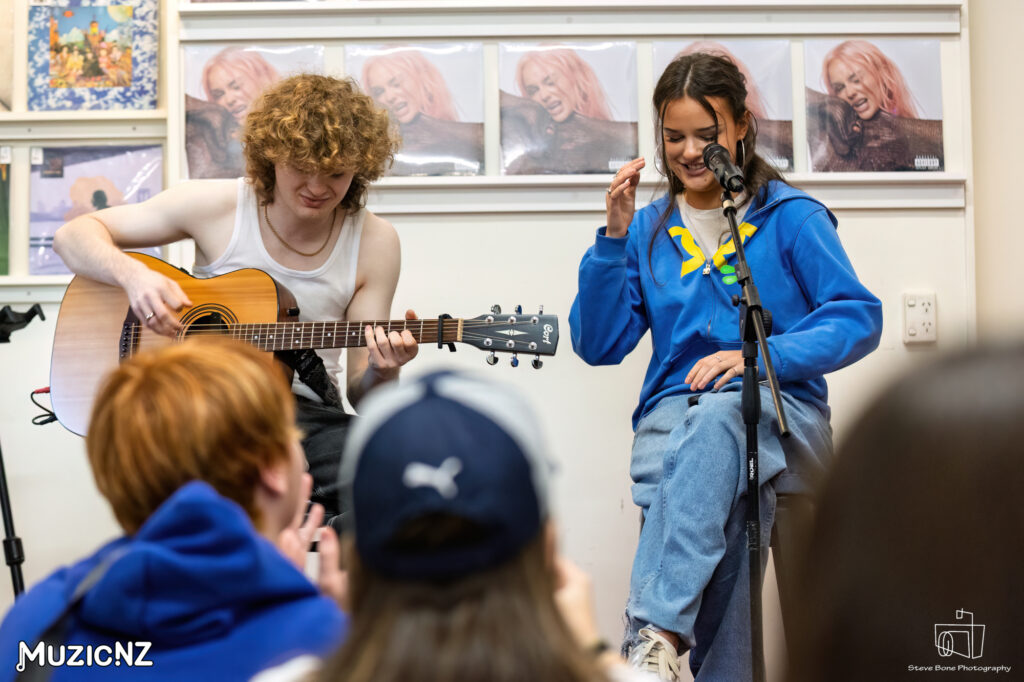 Frankie Venter Flying Out Acoustic Session