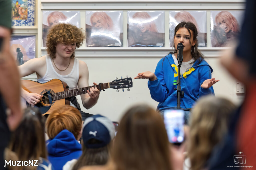 Frankie Venter Flying Out Acoustic Session