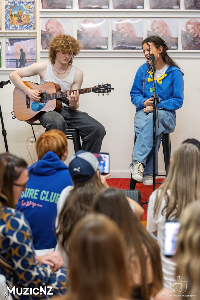 Frankie Venter Flying Out Acoustic Session