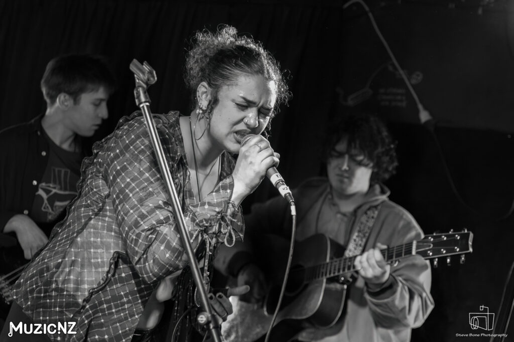 20260731 Analise Petronella Darkroom