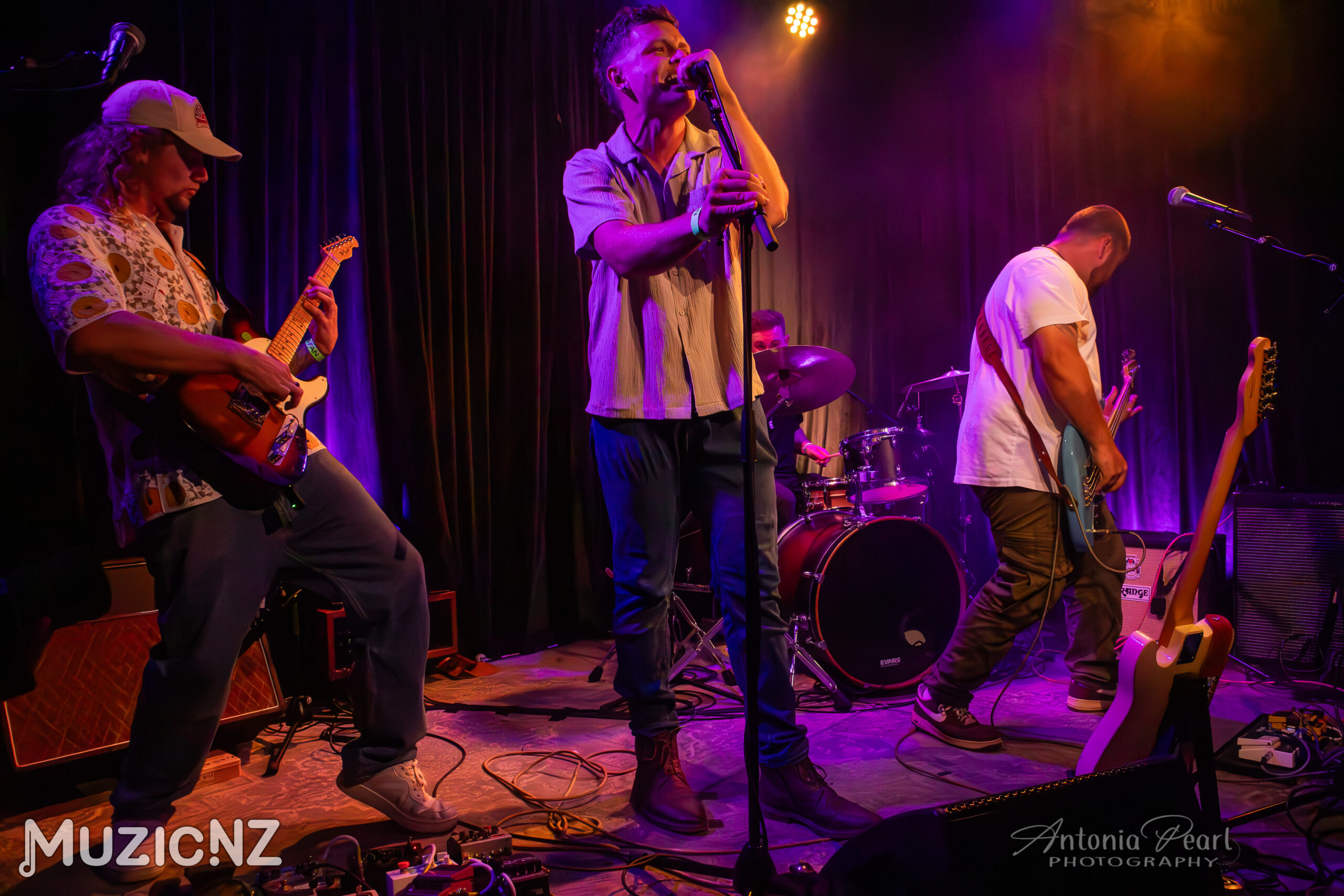 250502 antonia pearl photography (9 of 10)