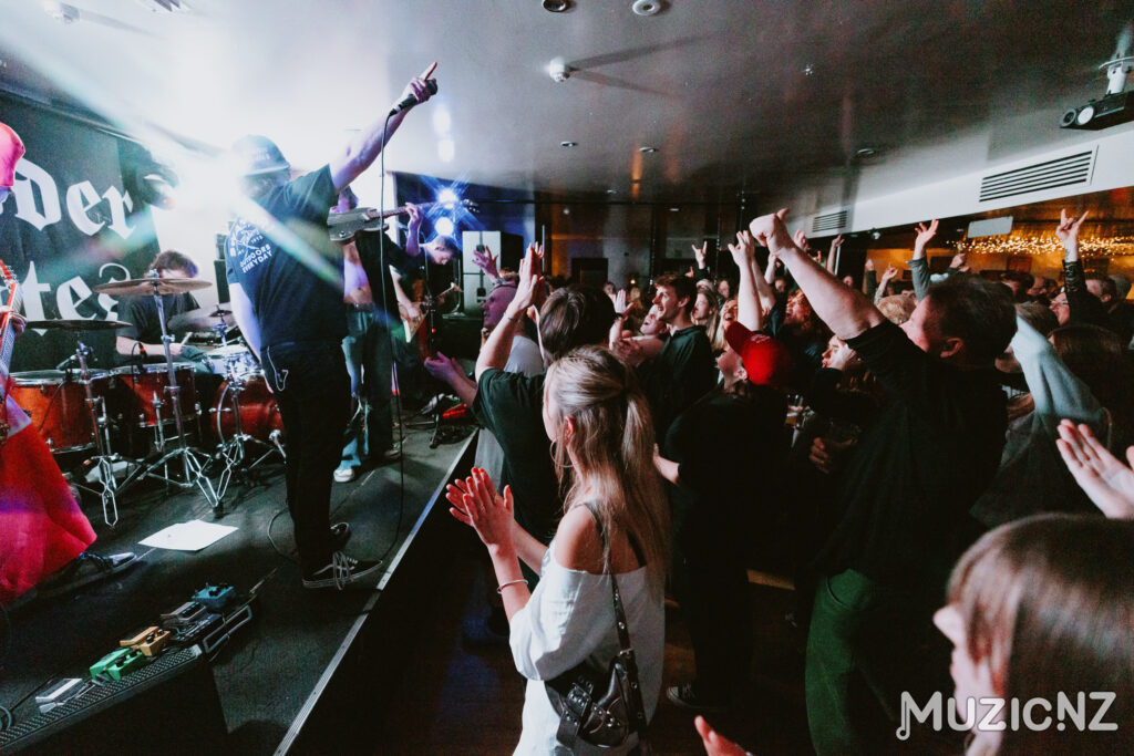 250829 powder chutes wanaka 210