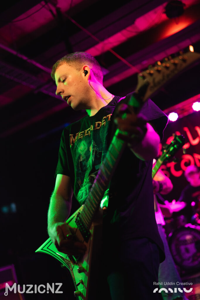 250926 1 red weekend gig by rahil uddin creative