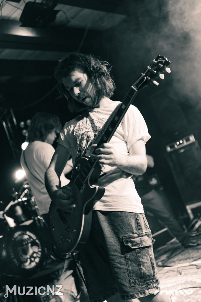 250926 2 red weekend gig by rahil uddin creative