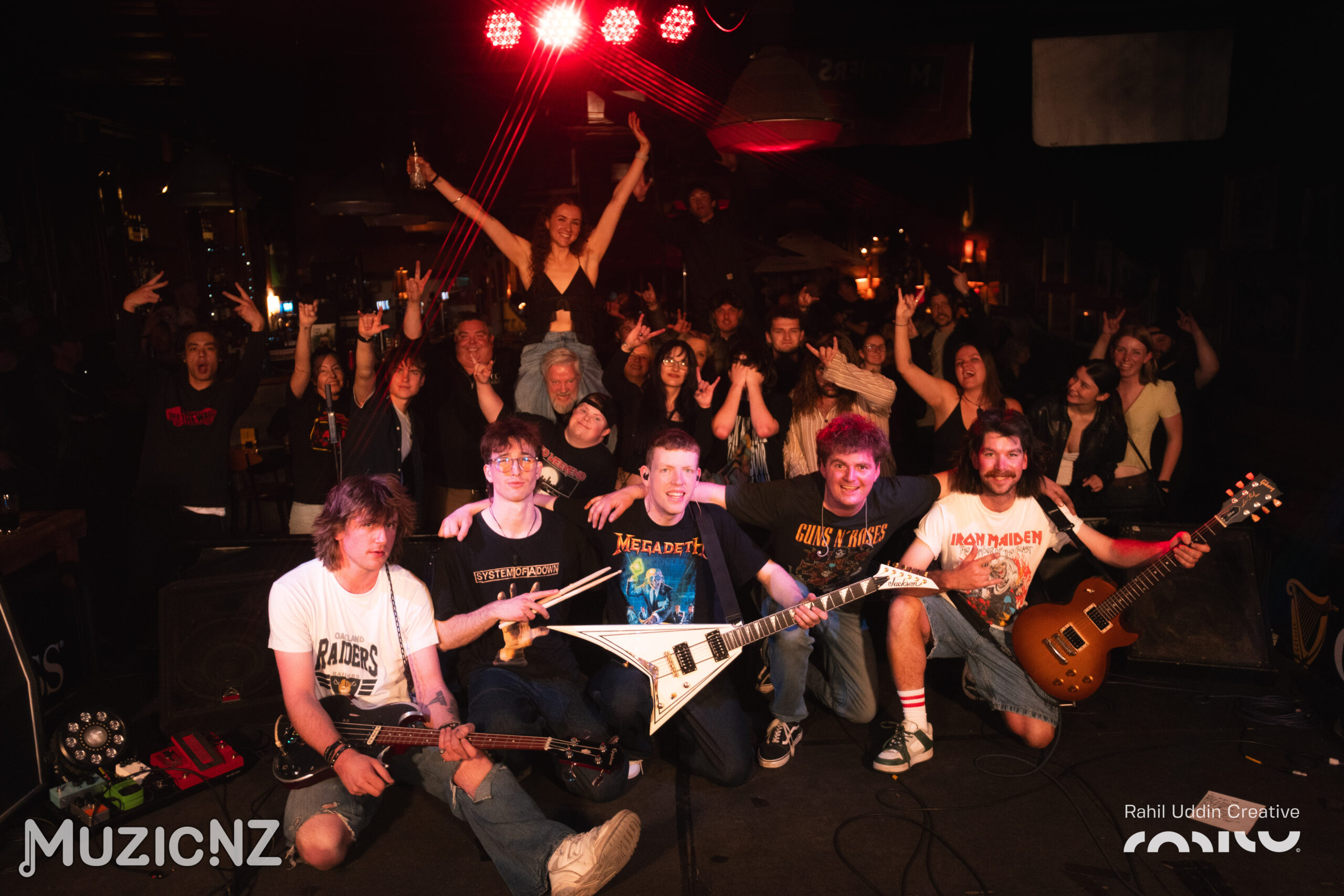 250926 35 red weekend gig by rahil uddin creative