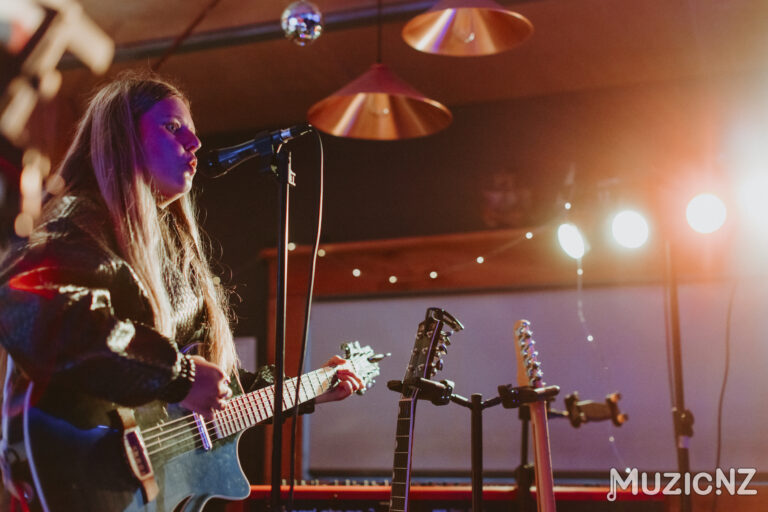 251012 sloer juno reverie rar 098