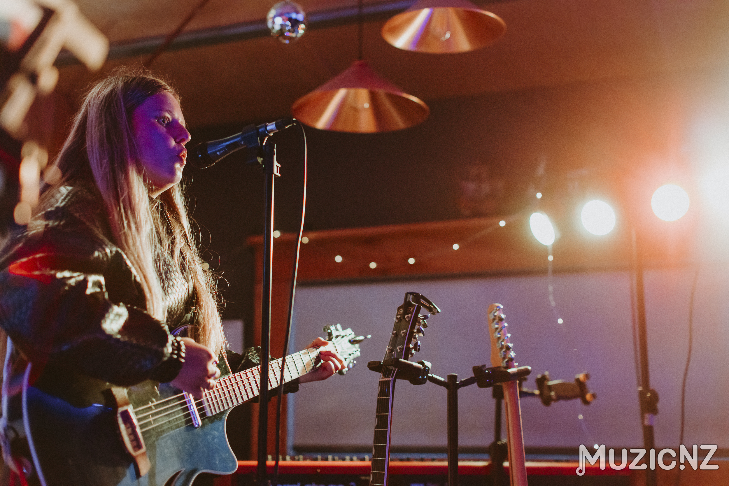 251012 sloer juno reverie rar 098