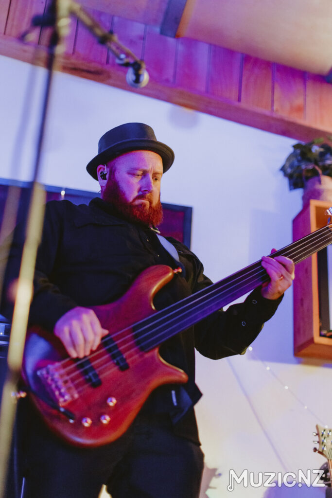 251012 sloer juno reverie rar 230