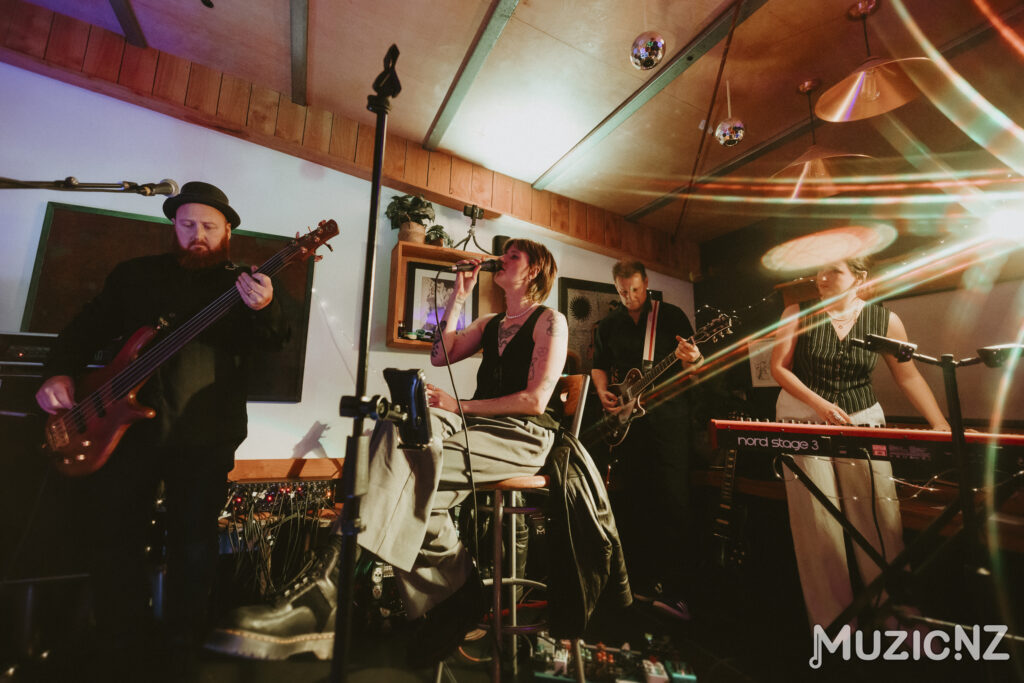 251012 sloer juno reverie rar 388