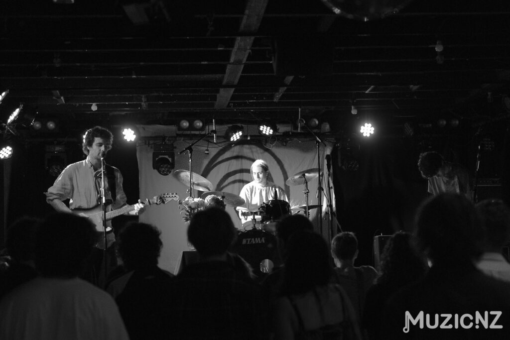 Max Ware @ San Fran, Wellington – 22/11/2025 – Muzic.NZ