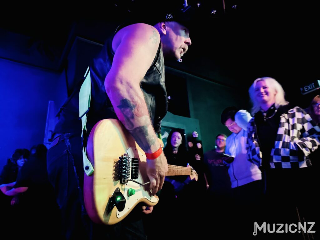 62fa093a a554 4c3b 91f1 1d2c2146d272