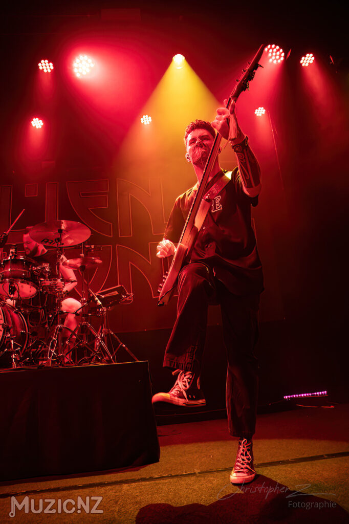 Alien weaponry @ powerstation