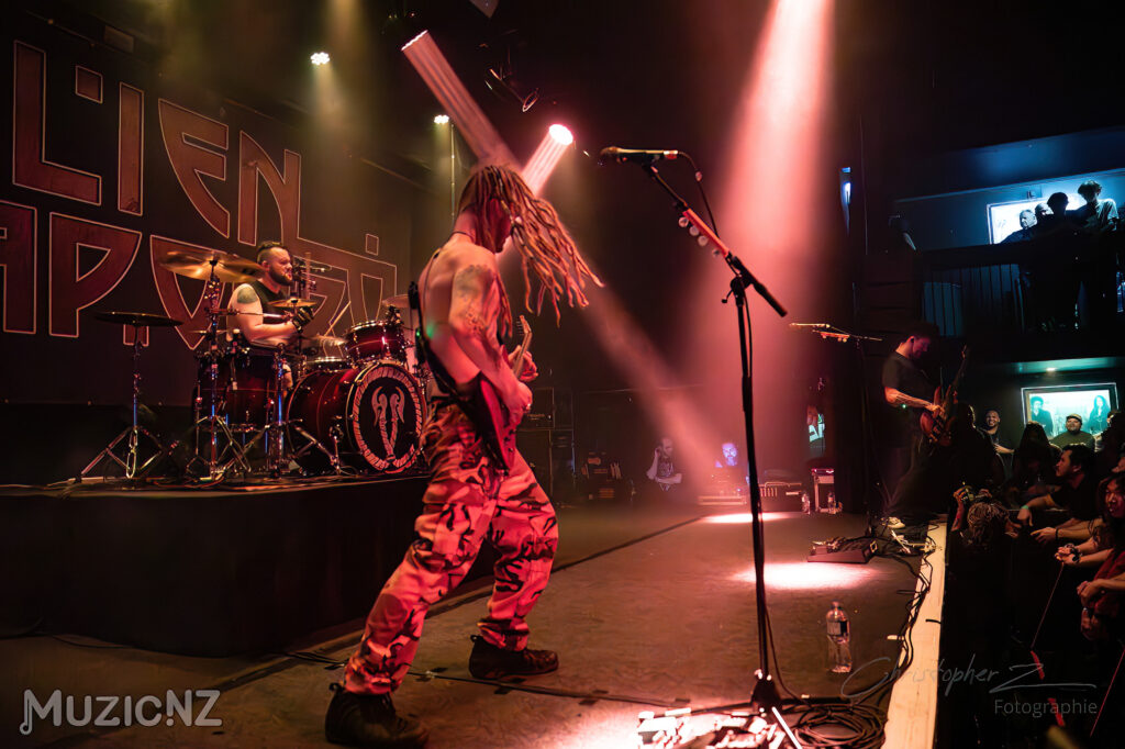 Alien weaponry @ powerstation