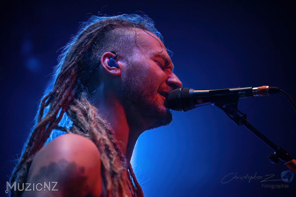 Alien weaponry @ powerstation