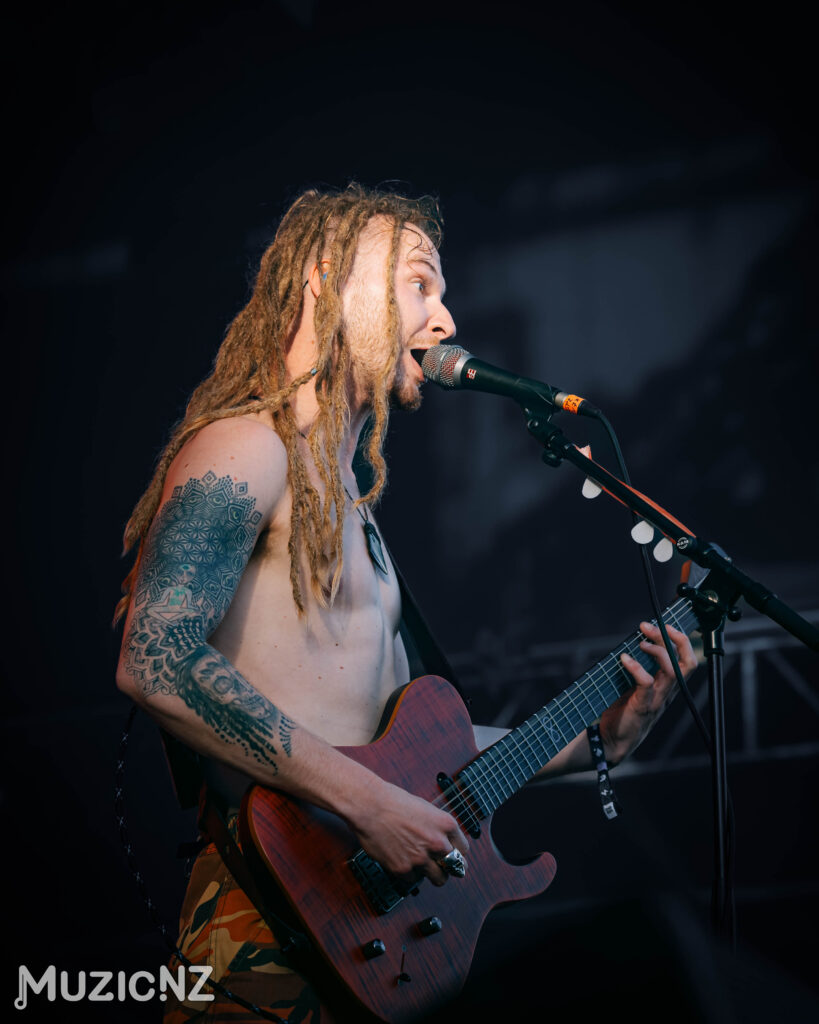 Alienweaponry 19
