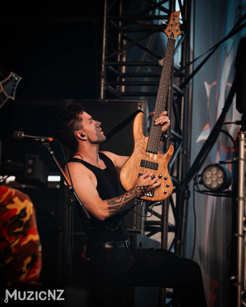 Alienweaponry 2