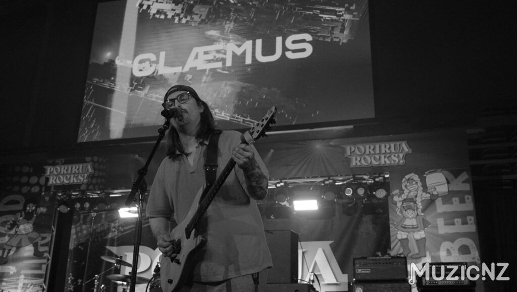 Claemus Porirua Rocks