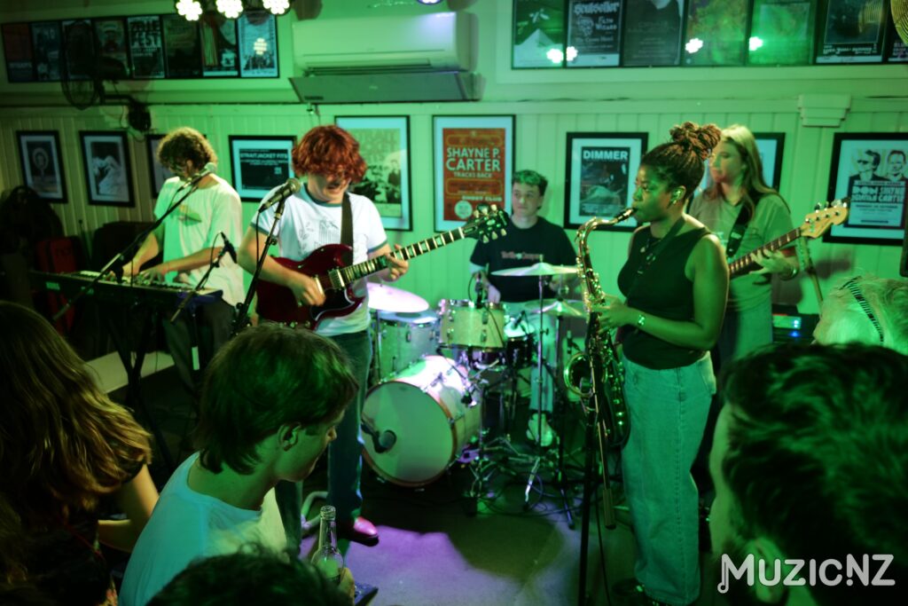 Dr wazoo at the crown dunedin 7.11.25 18