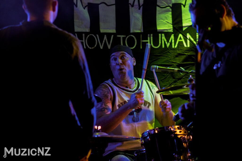 How to human 22.11.25 09