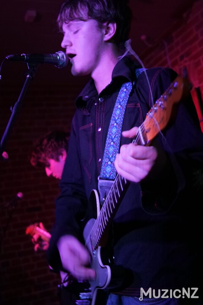 Ivy at pearl diver dunedin 3.10.25 10
