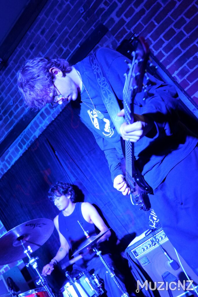 Ivy at pearl diver dunedin 3.10.25 13