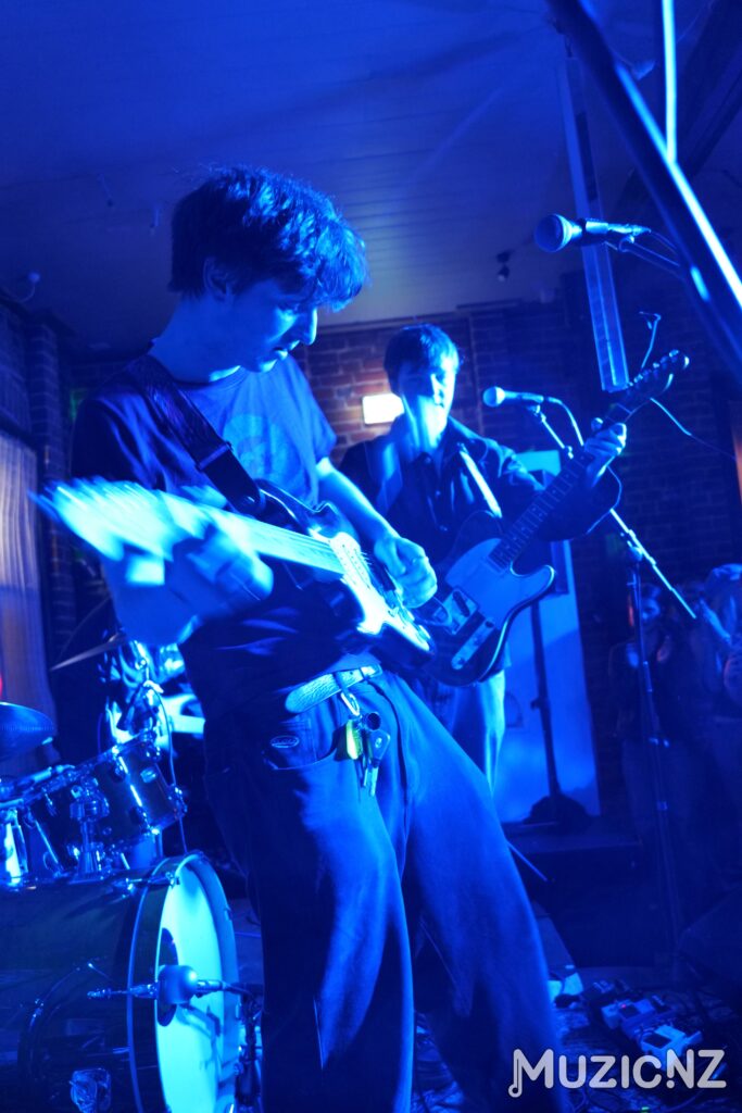 Ivy at pearl diver dunedin 3.10.25 19