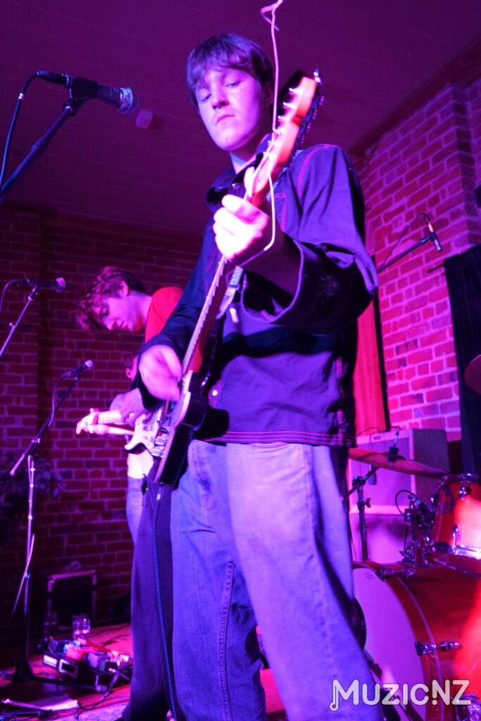 Ivy at pearl diver dunedin 3.10.25 9