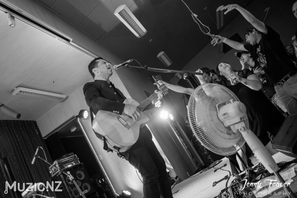 Jason kerrison 9