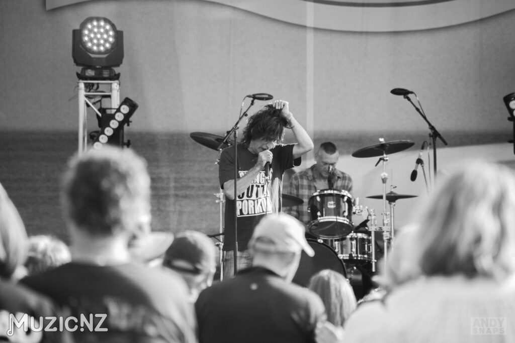Kc jordan luck band 22.03.25 24