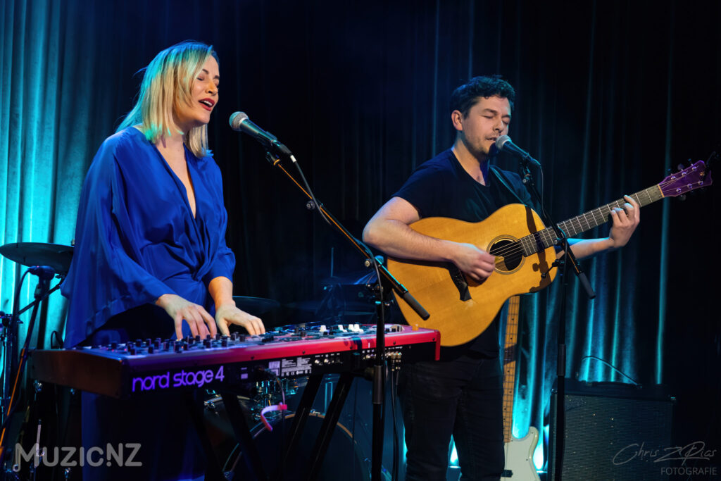 Lisa Crawley, Mike Ogle