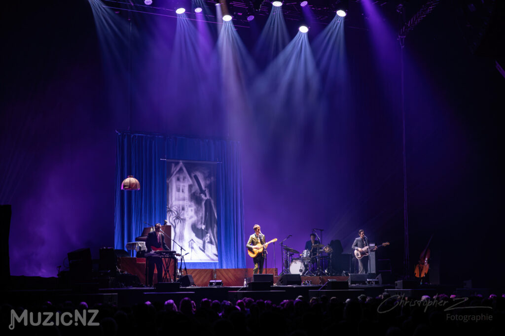 Marlon williams & the yarra benders