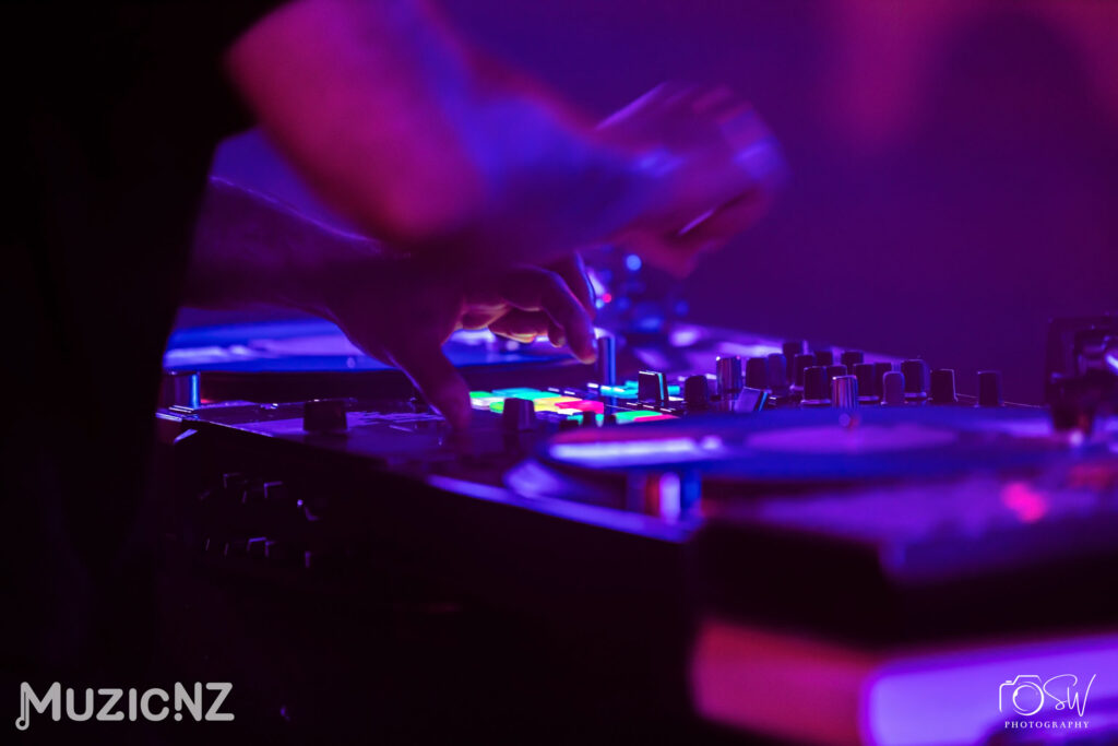 SW03