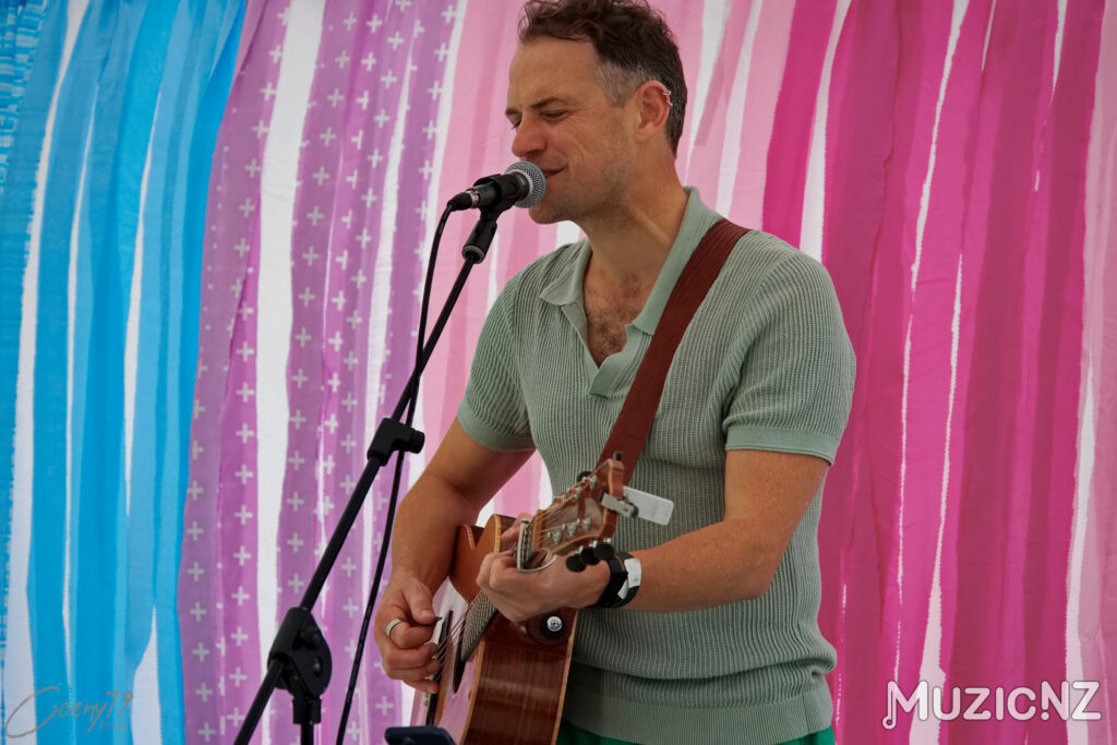 Simon Stanley (Cy Winstanly)