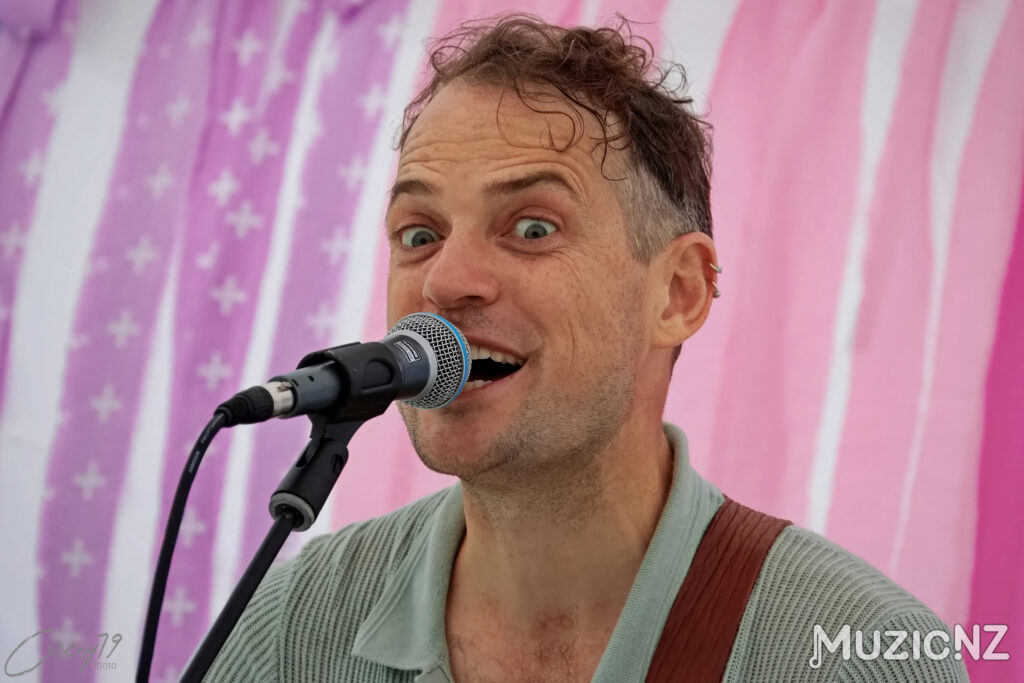 Simon Stanley (Cy Winstanly)