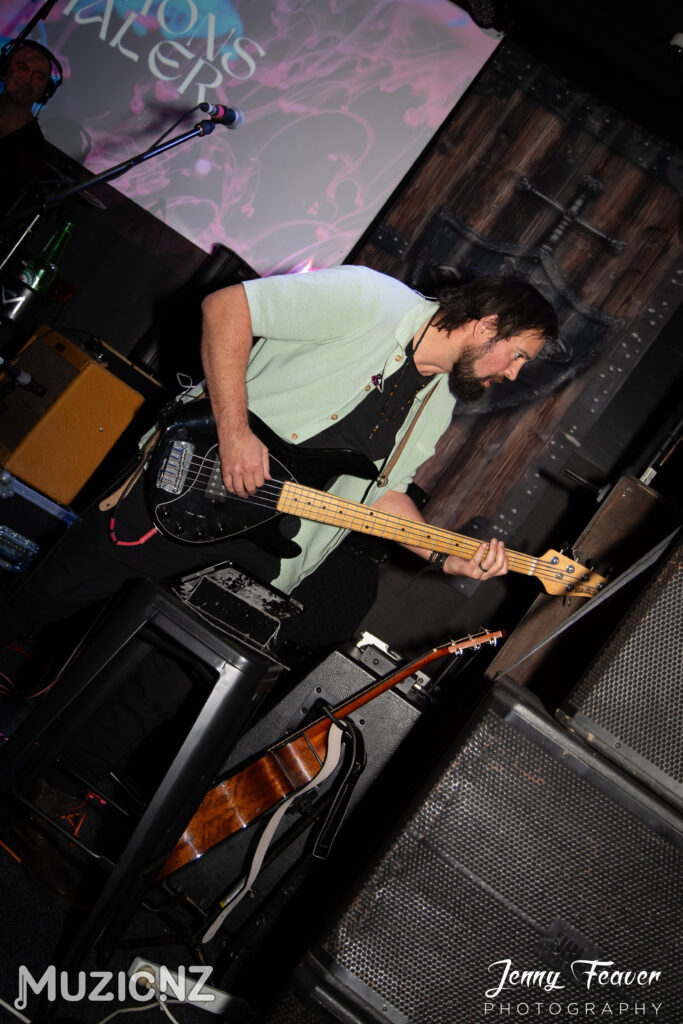 The mons whaler 1