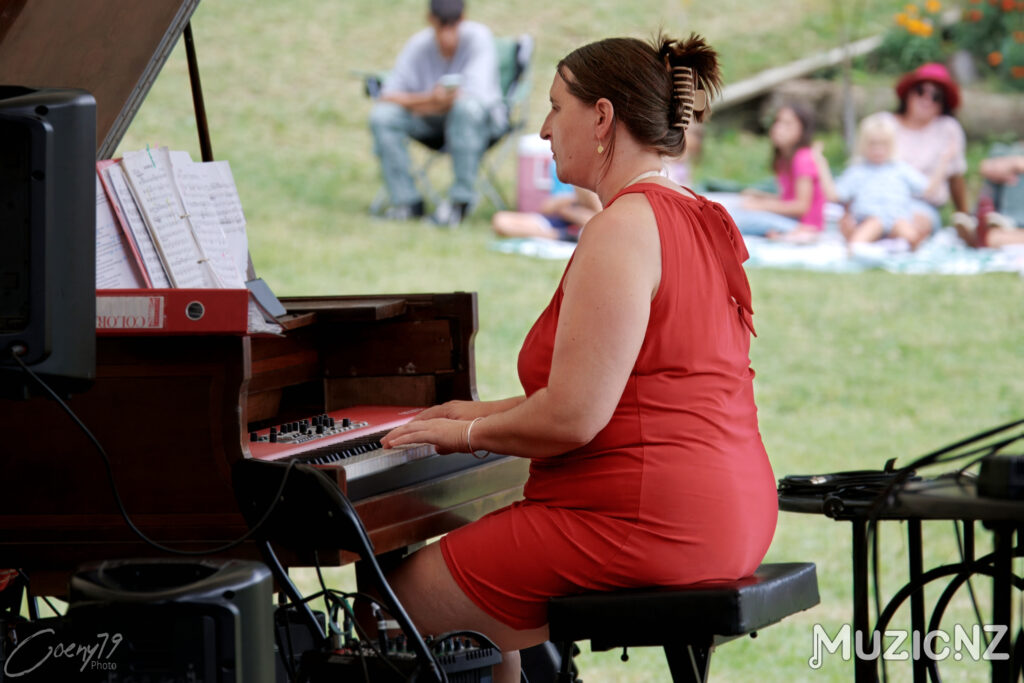 Red Arrows @ Classics at the cove