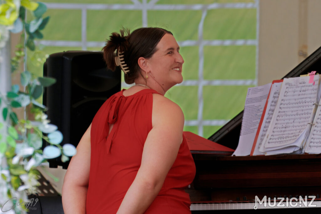 Red Arrows @ Classics at the cove