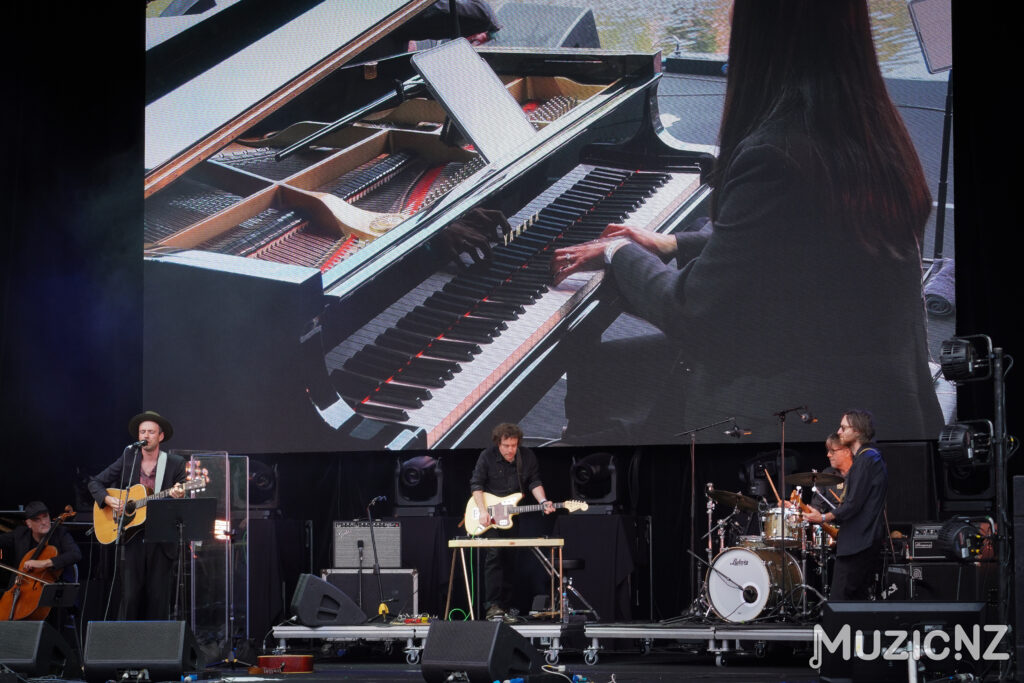 The Veils and NZ Trio