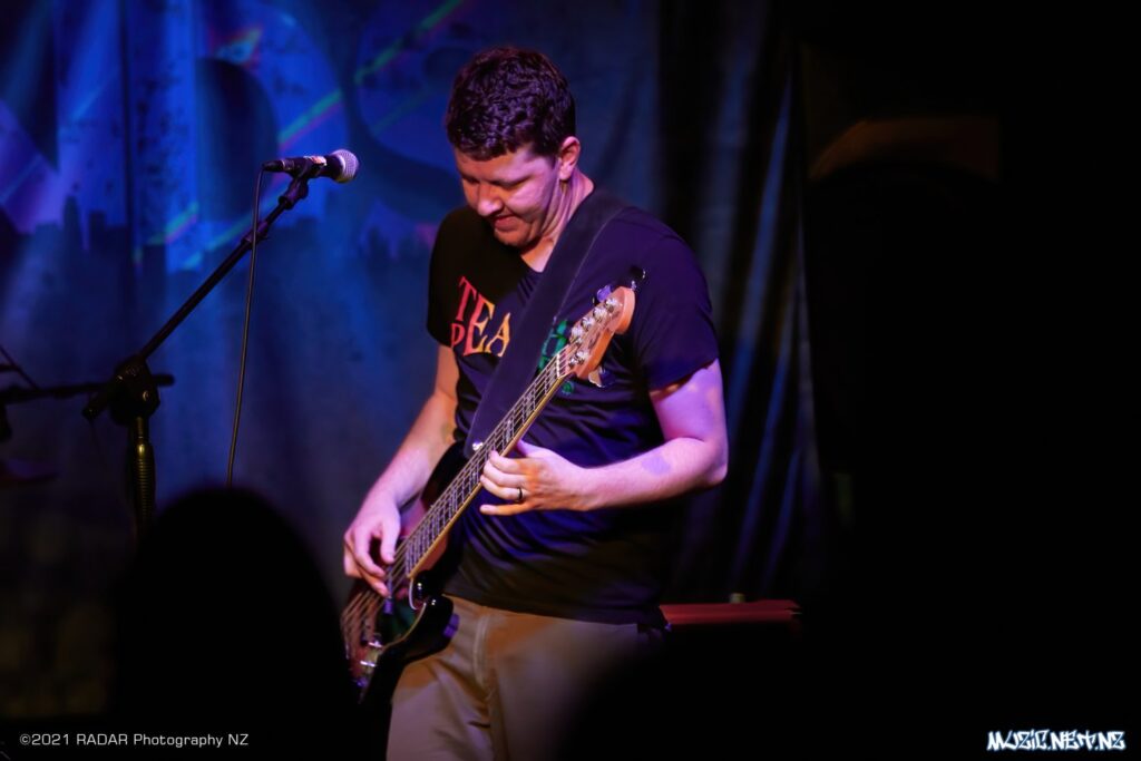 Adoneye @ Lovelands, Porirua 27/11/2021